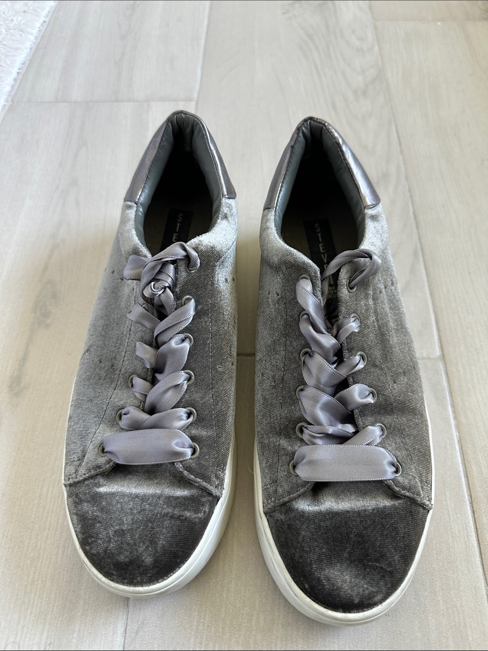 Steve Madden Silver Gray Velvet Platform Sneakers